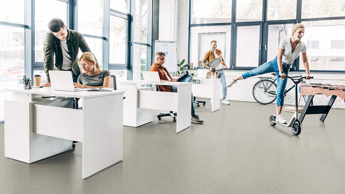 Коммерческий гетерогенный линолеум многослойный для помещений с высокой проходимостью класс 32-43 ОПТ фото 5