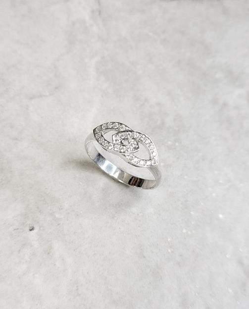 Серебряное кольцо с фианитами 925 фото 1