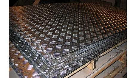 Лист алюминиевый рифленый 1,5х1200х3000 Квинтет опт фото 1