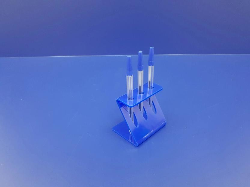 Подставка для ручек карандашей кистей 3 секции ( Z-образные, цвет синий) фото 1