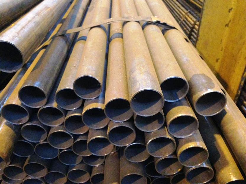 Труба бесшовная горячедеформированная 76х12 фото 5