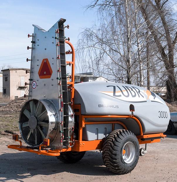 Опрыскиватель Зубр ПВ с двухвентиляторной приставкой Колонна 2.0 фото 1