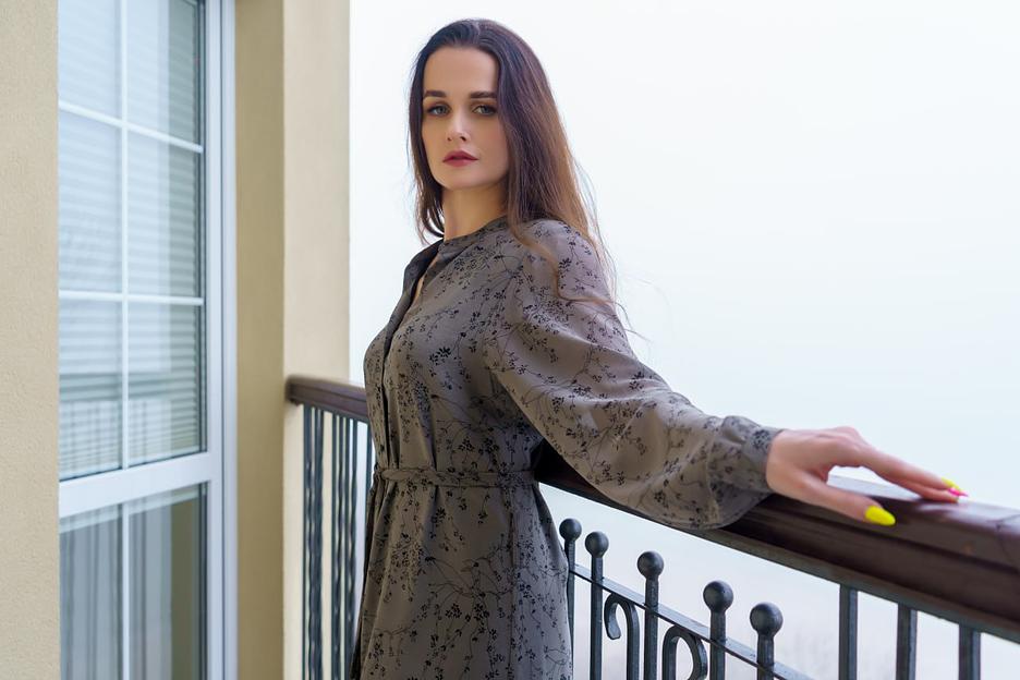 Платье из шифона серое ОПТ фото 3