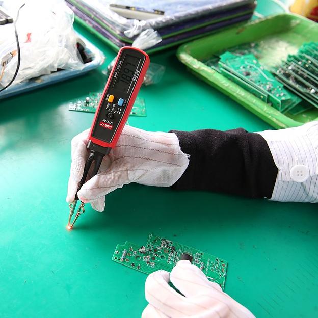 Мультиметр-пинцет для SMD компонентов UT116A, для измерения сопротивления, емкости, тестирования диодов и прозвонки цепи фото 4