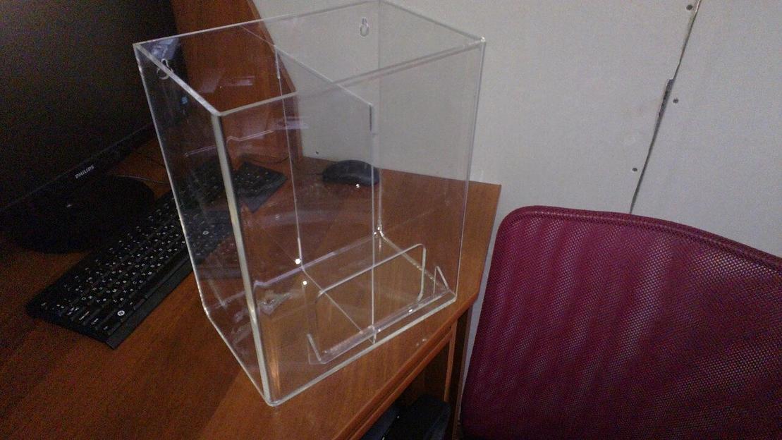 Короб для бахил настенный фото 1