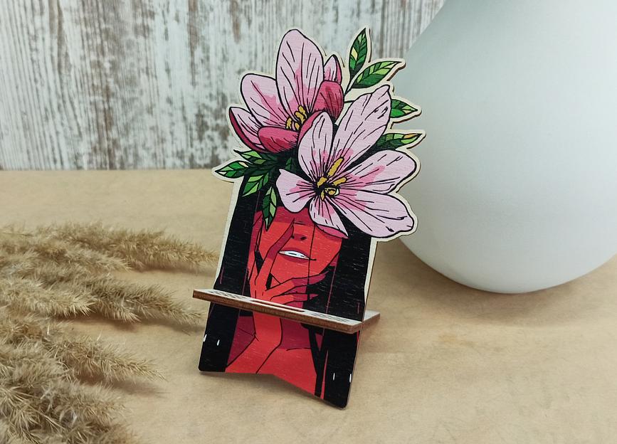 Подставка для смартфона из дерева Девушка и цветы, опт фото 1