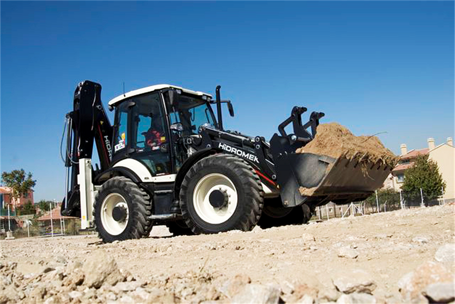 Услуги и аренда экскаватора-погрузчика в Краснодаре фото 5
