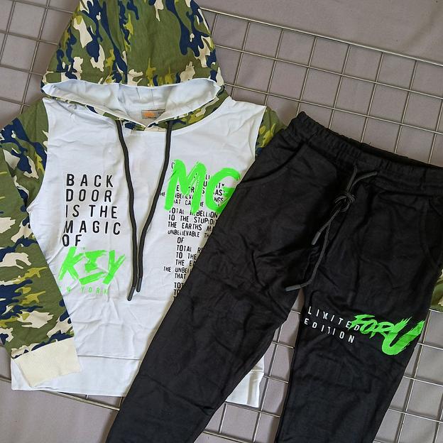 Костюм для мальчика с принтом фото 2