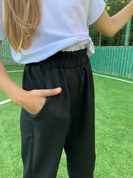 Брюки прямые костюмные на девочку KristiKlo чёрный ОПТ фото 3