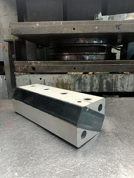 Амортизатор двухпластинчатый серии АДП фото 2