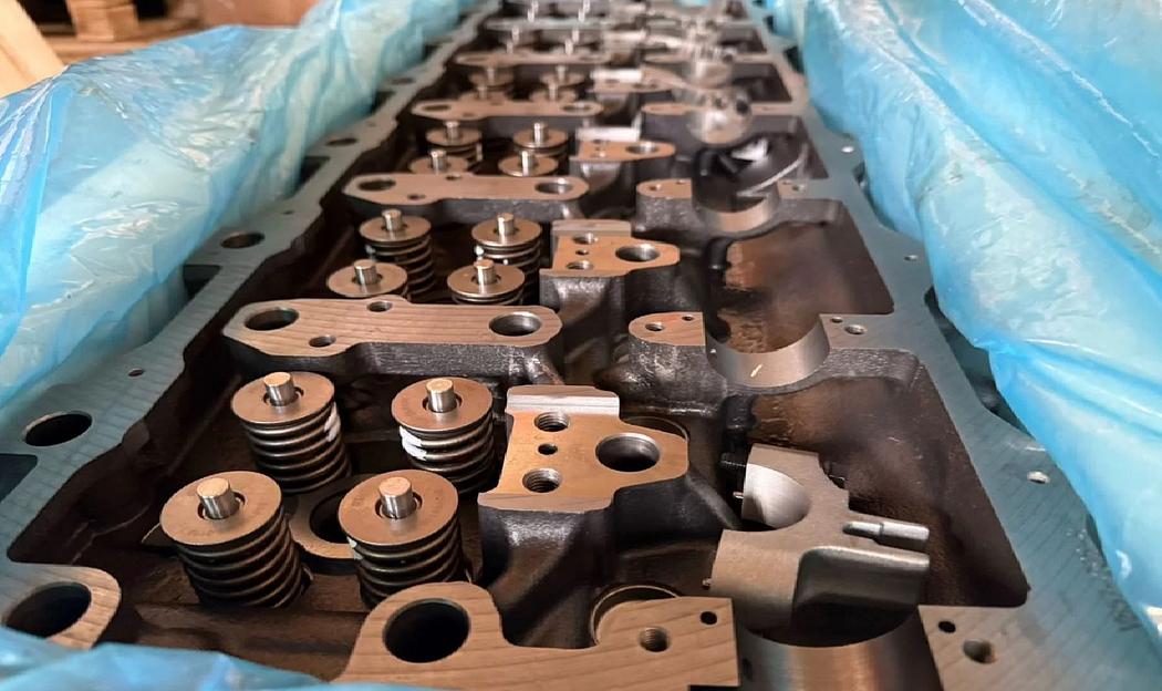 Головка блока цилиндров -MC11 / -MC13 фото 1