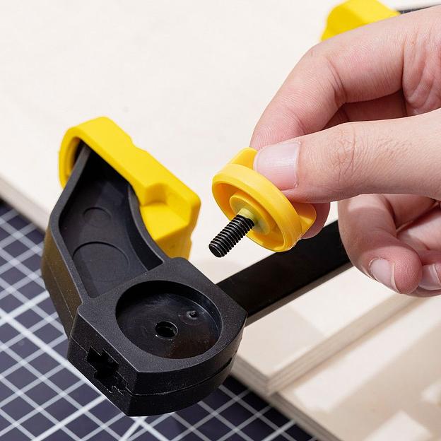 Струбцина пистолетная быстрозажимная Deli DL110112 300x70 мм фото 7