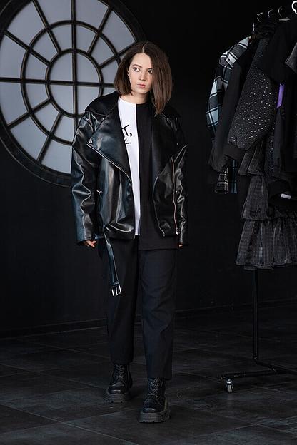 Чёрная детская косуха оверсайз из экокожи для девочки ОПТ фото 2