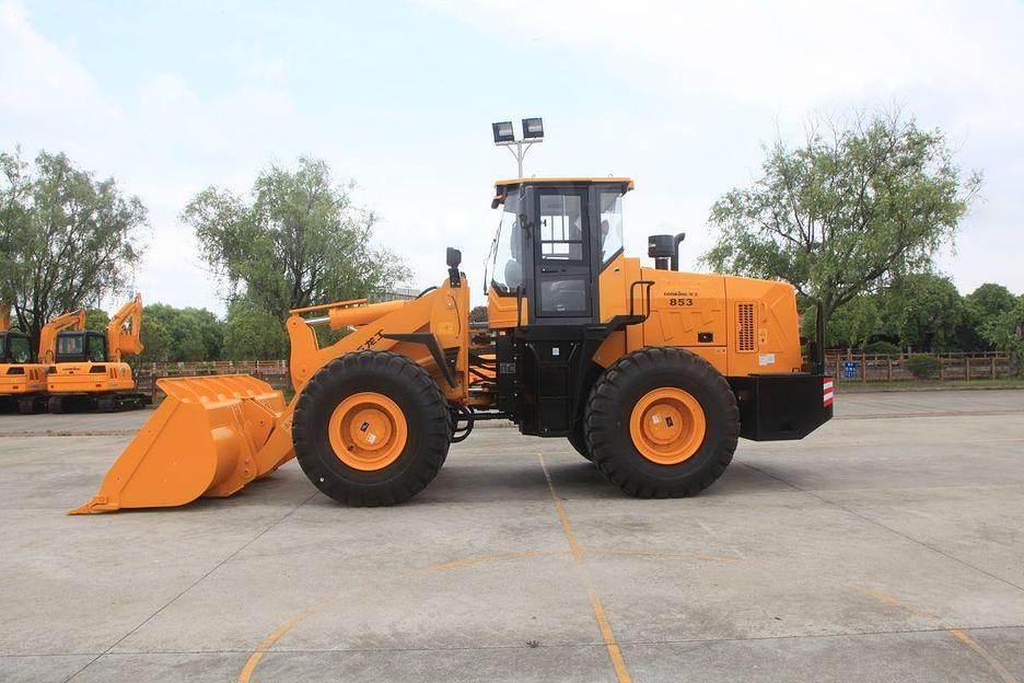 Фронтальный погрузчик Lonking CDM853N, 2023 год фото 4