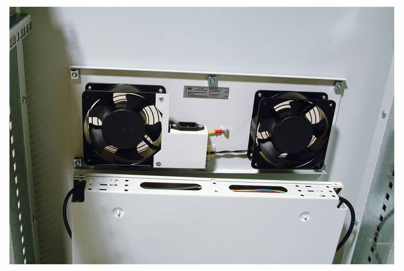 Шкаф коммутационный ЦМО (ШТК-М-18.6.6-1ААА) напольный 18U 600x600мм пер.дв.стекл задн.дв.стал.лист 2 бок.пан. направл.под закл.гайки 270кг серый 455мм 48.6кг 180град. 960мм фото 5