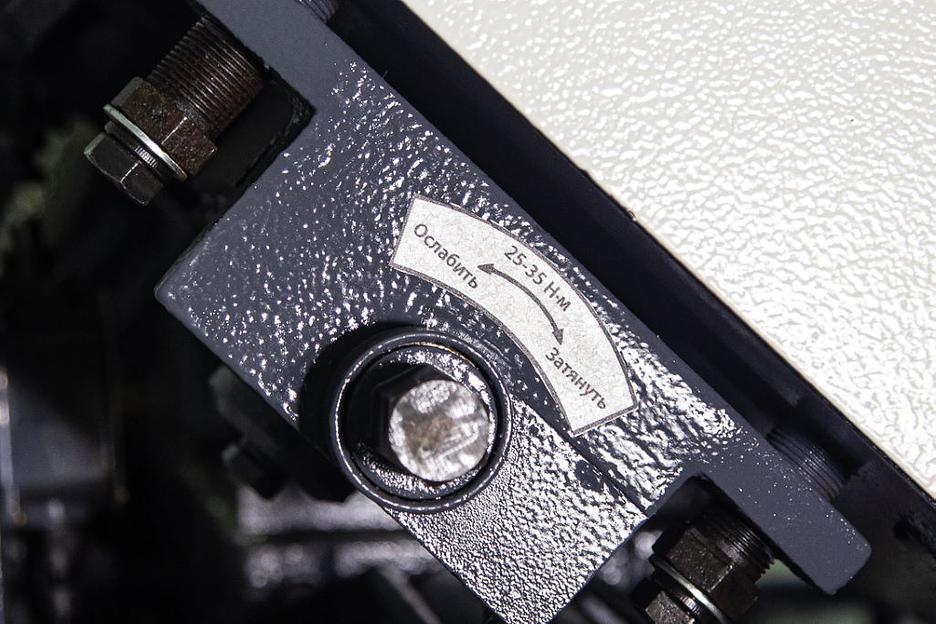 Полуавтоматический ленточнопильный станок MGH-200 фото 8