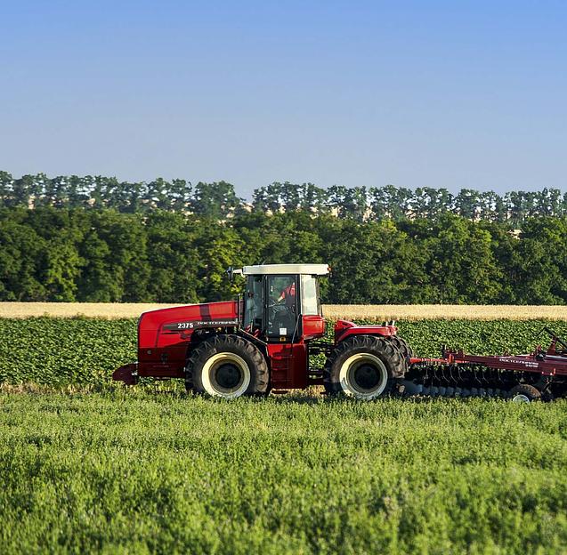 Трактор Ростсельмаш 2375 фото 6