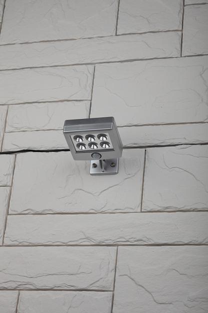 ЭРА Б0044248 ERAFS048-08 Прожектор с датчиком движения, на солнечной батарее, 6LED, 150 lm фото 1