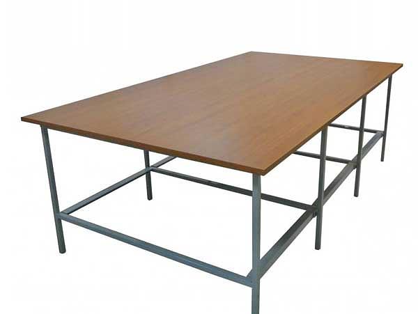 Раскроечные столы на 2-х ножках 1800х3000 мм фото 1