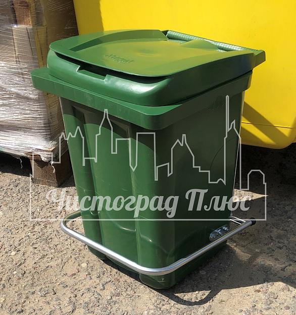 Бак пластиковый 60 л с педалью фото 2