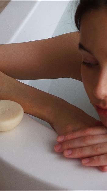 Твёрдый крем для тела с ароматом-настроением Inspired evening ОПТ фото 3