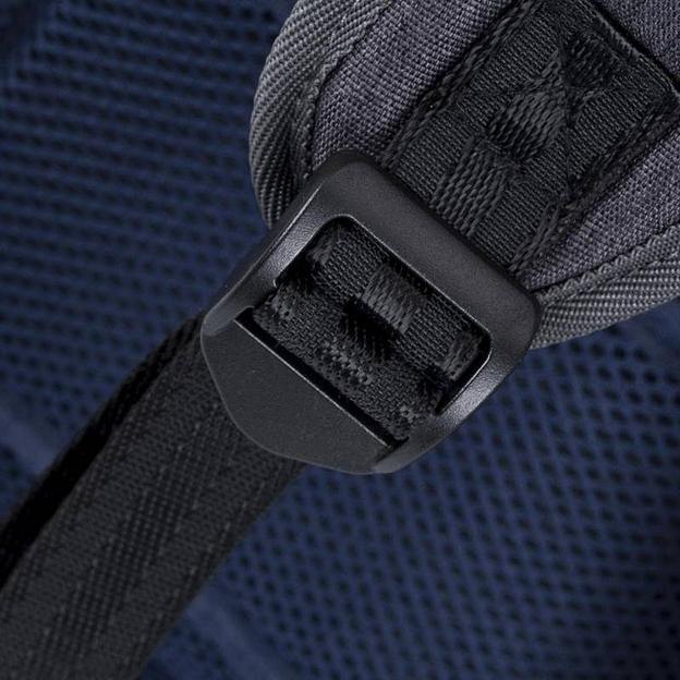 Рюкзак для ноутбука 15.6" Riva 7760 черный полиэстер фото 4