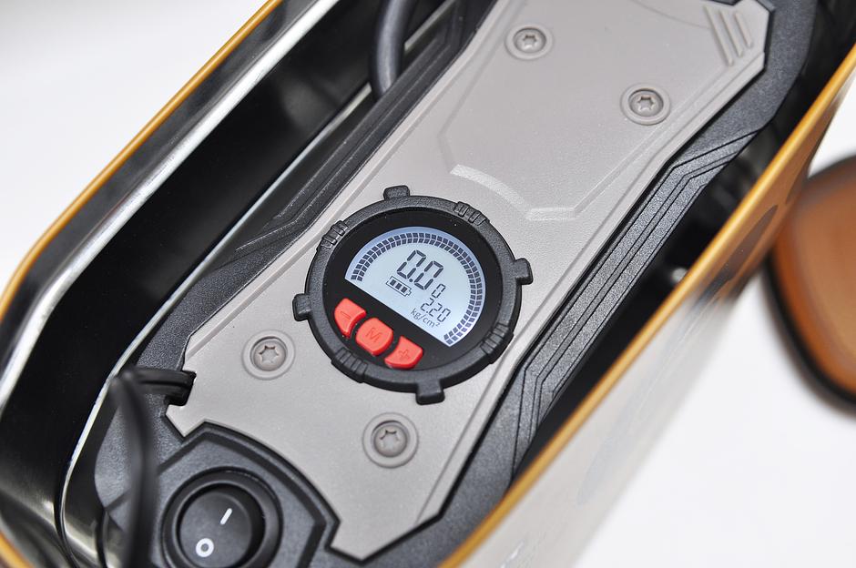 Автомобильный компрессор Berkut SPEC-2M 40л/мин шланг 0.6м фото 10