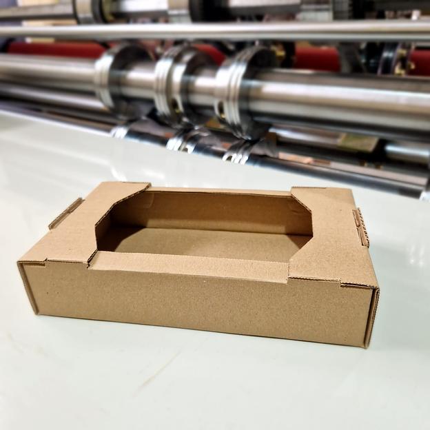 Кондитерский лоток 400×260×108 мм бурый/беленый, под заказ фото 2