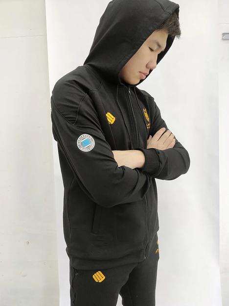 Пошив, изготовление спортивной одежды  фото 2