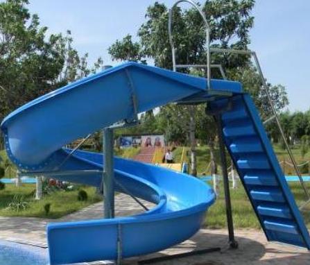 Водяная горка «Тобогган-мини» (4 поворотных элемента) фото 1