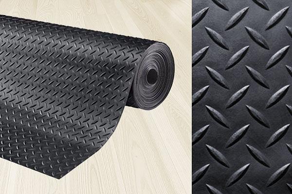 Напольное покрытие Sunstep «Ёлочное» резиновое рифленое черное 1,5 м фото 1