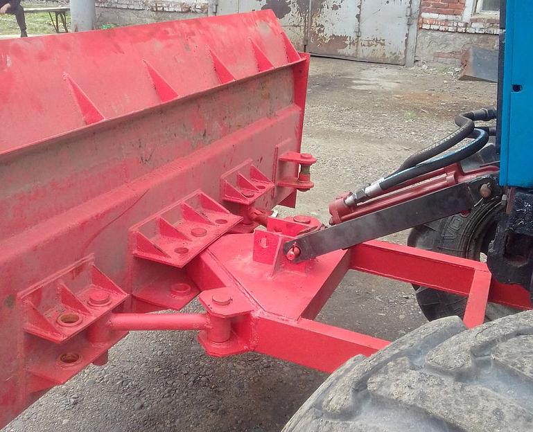 Отвал бульдозерный поворотный механический ОБ-2.5М на МТЗ 82.1 фото 2
