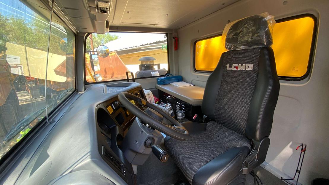 Поливомоечная машина MS40 фото 4