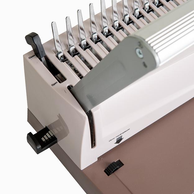 Переплетчик ГЕЛЕОС БП-16 коричневый на пластиковую пружину Гелеос БП16пк фото 4