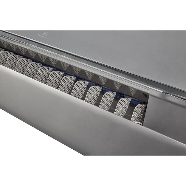 Сплит-система инверторного типа Electrolux Crystal Air Super DC EACS/I-10HFA/N8_V2 комплект фото 8