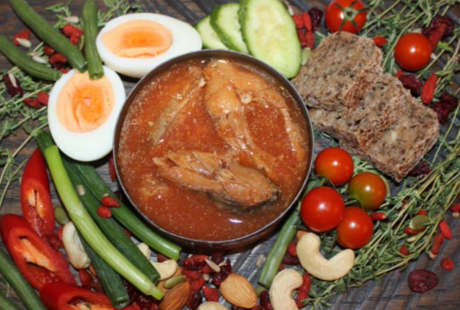 Толстолобик обжаренный в томатном соусе фото 6