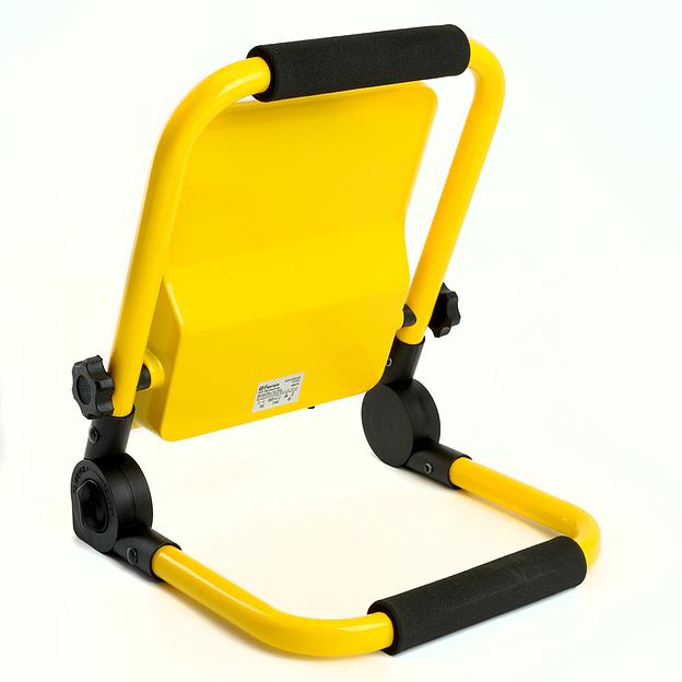 Прожектор светодиодный ДО-30w переносной аккумуляторный 6400K IP66 с зарядным устройством фото 2