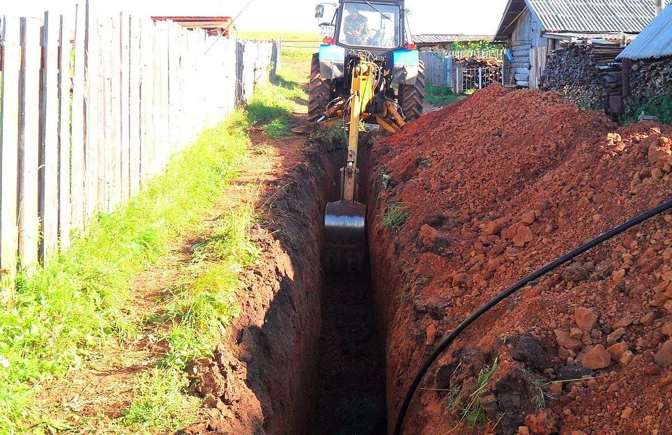 Разработка грунта траншеи Ленинградская область фото 3
