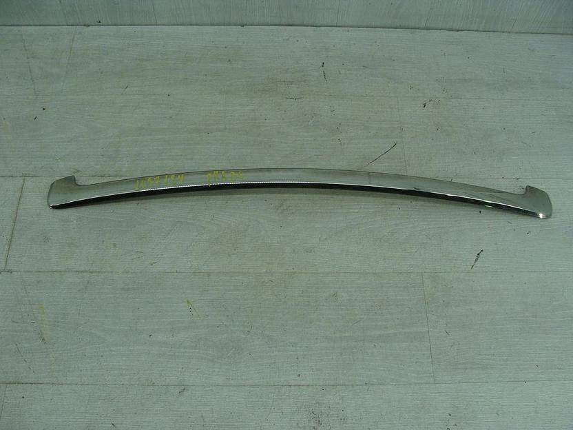 Молдинг капота Toyota Touring Hiace фото 1