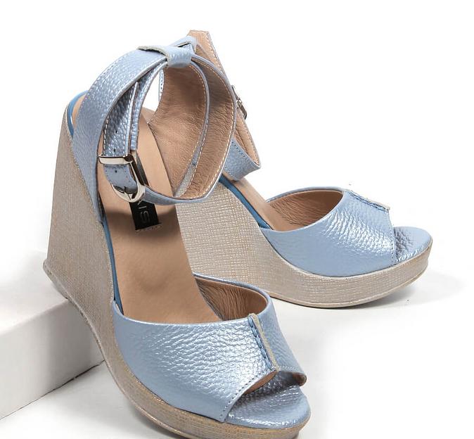 Босоножки женские из натуральной кожи на танкетке, арт.MT005 голубой перламутр ОПТ фото 1