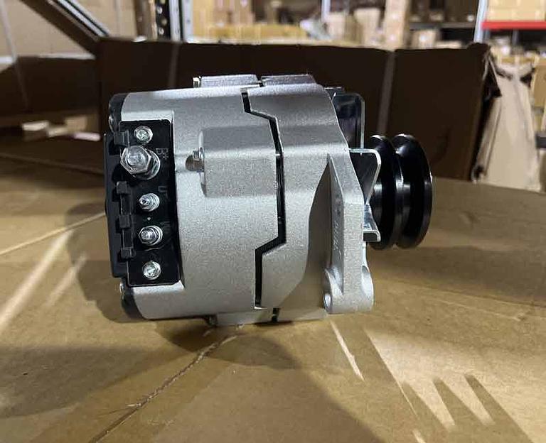 Генератор 28V 55A Deutz TD226/WP6G 13024345 фото 2