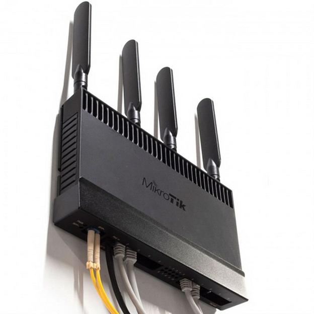 Крепление MikroTik Wall Mount Kit for RB4011 (WMK4011) фото 2