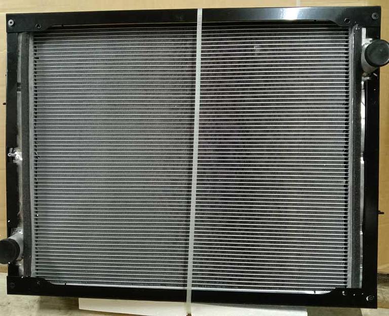 Радиатор WP12/WP10 336 E4 DZ95259532213 фото 1