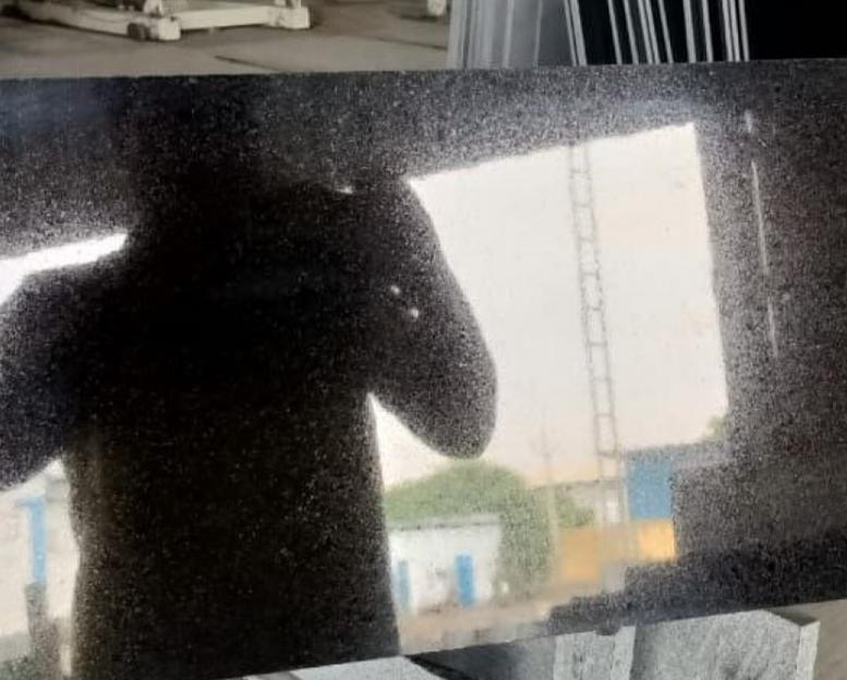 Гранитная плитка «Absolut Black» 600*600*30 полированная ОПТ фото 1