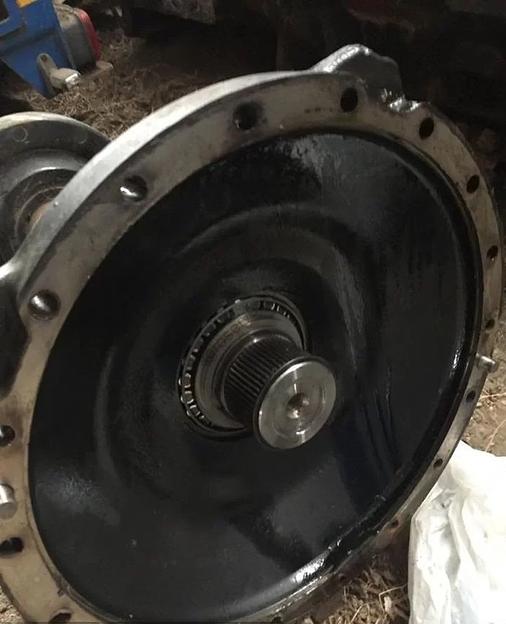 Чулок ось с трактора New Holland T 8040 фото 2