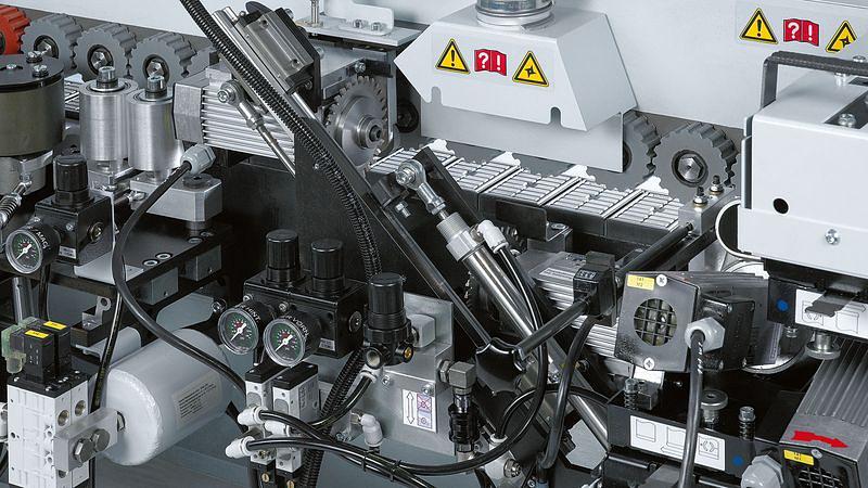 Кромкооблицовочный станок EDGETEQ S-200 фото 6