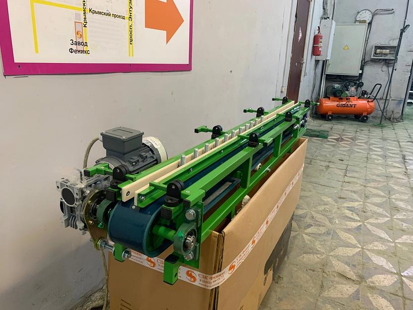 Мини-транспортер для цилиндрических деталей фото 1