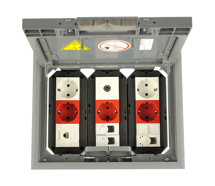 Универсальный лючок Obo Bettermann «GES6-2U» на 9 модулей ОПТ фото 2