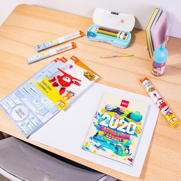 Пленка Deli EH830 Macaron для книги (набор 10шт) ПП 80мкм гладкая прозр. 360х500мм фото 3