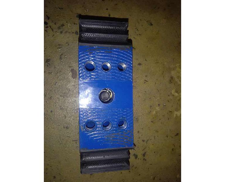 Подушка крепления двигателя задняя 208х119х70 199100590031 TiggerPart фото 2